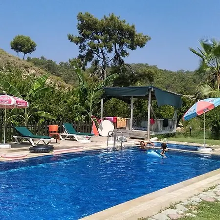 Çiftlik konaklama Yesil Bahce Bungalow - Ahsap Evler *