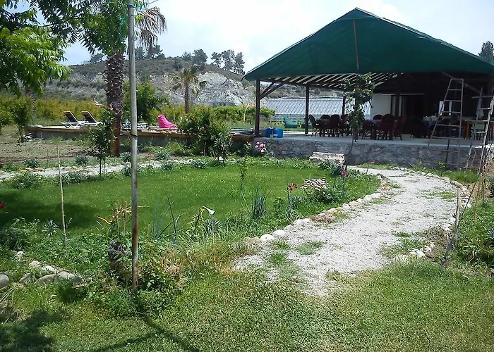 Farma Yesil Bahce Bungalow - Ahsap Evler *